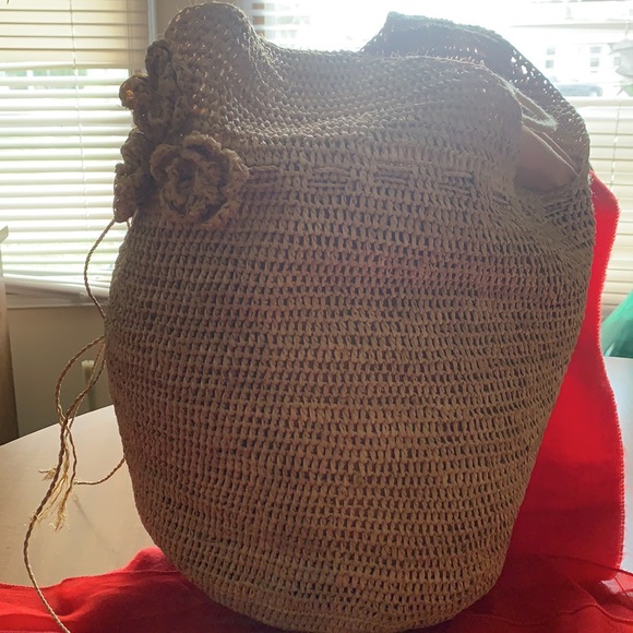 Exquisite Straw Hobo Callanan Resort - Picture 3 of 3